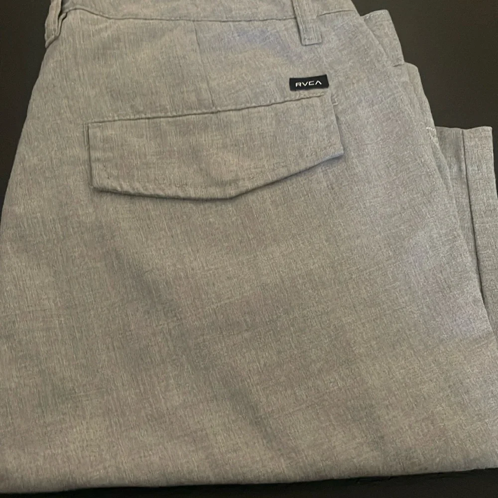 RVCA Men’s Shorts Size 34
